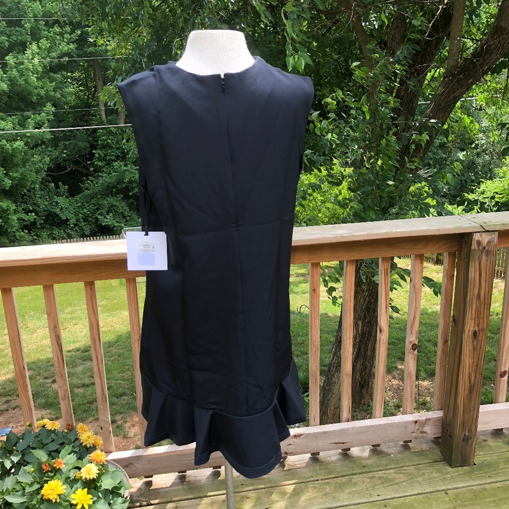 Victoria Beckham Black Dress with Flower, NWT - Picture 2 of 6